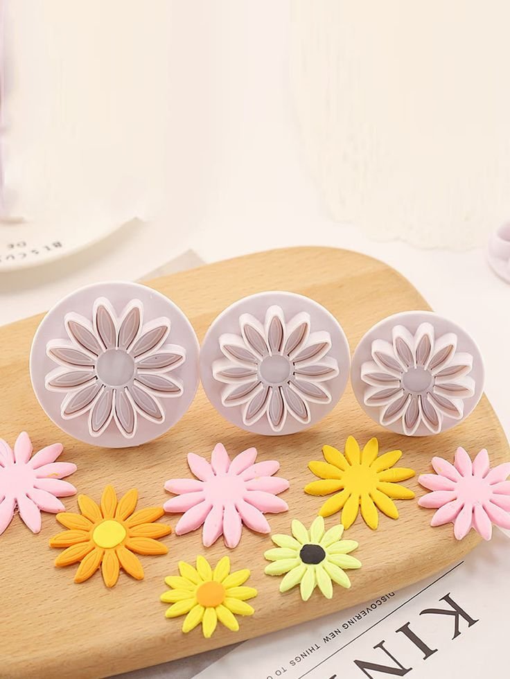 3pcs ABS Cookie Stamp, Flower Shaped Cookie Press Mold For Kitchen